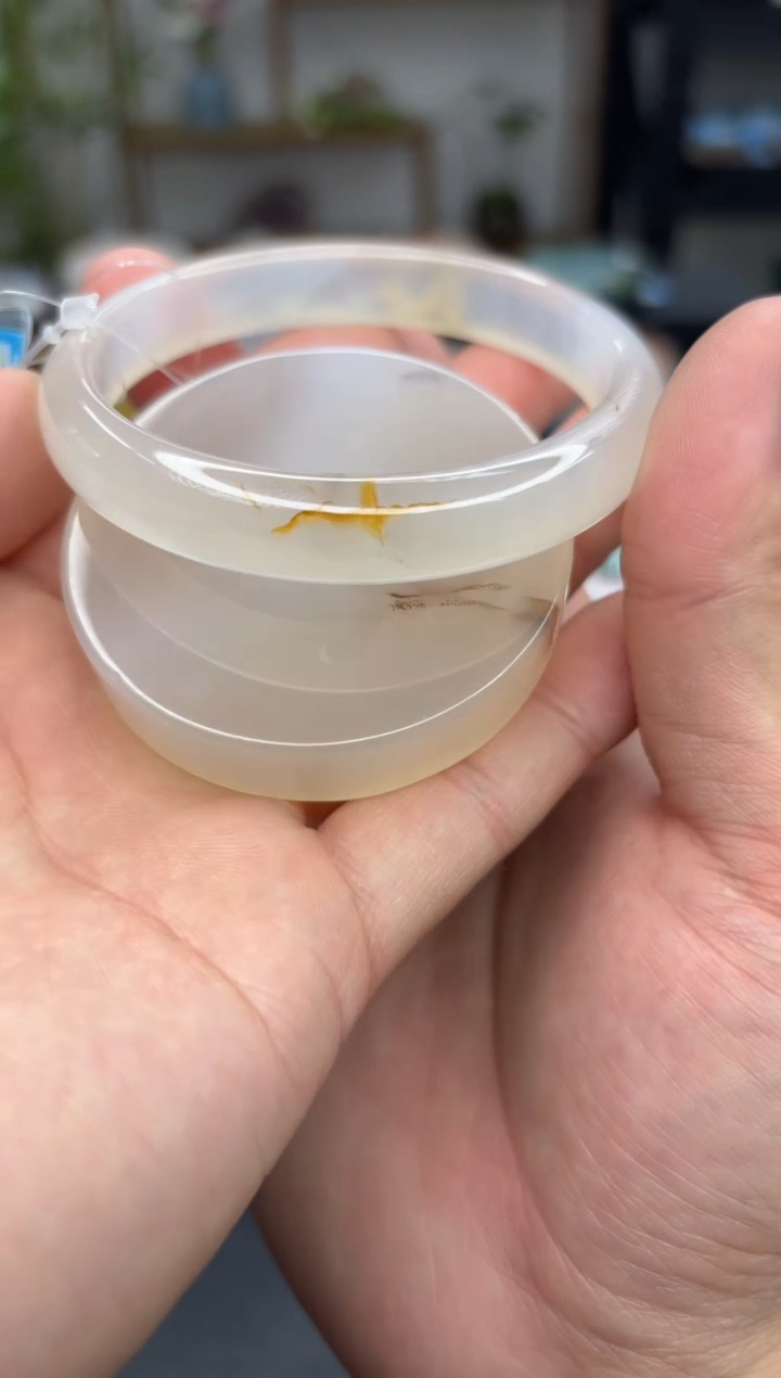 【闪购商品】石英质玉手镯未镶嵌A1365(62圈赠送镯心)