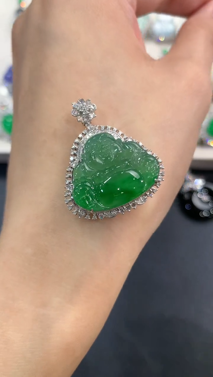 翡翠18K金镶嵌吊坠(不含链)q53        