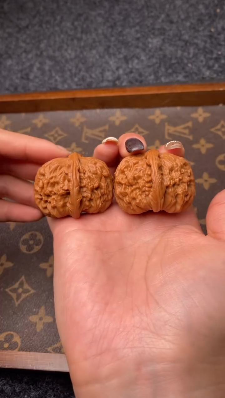 把件文玩核桃b205号41尺白狮子