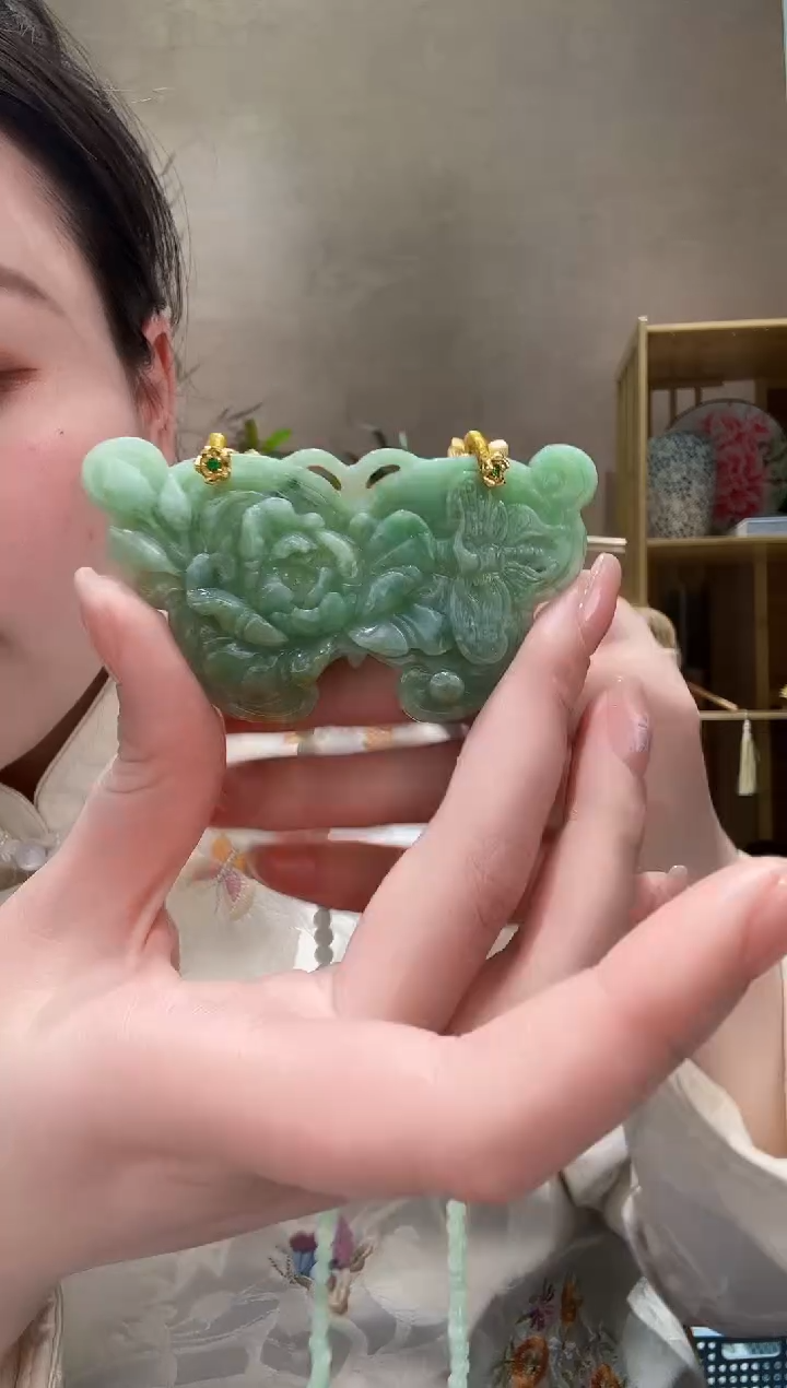 【闪购商品】翡翠颈饰未镶嵌吊坠