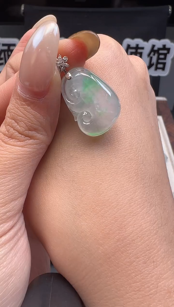 吊坠(不含链)18K金镶嵌翡翠缅甸珠宝严选