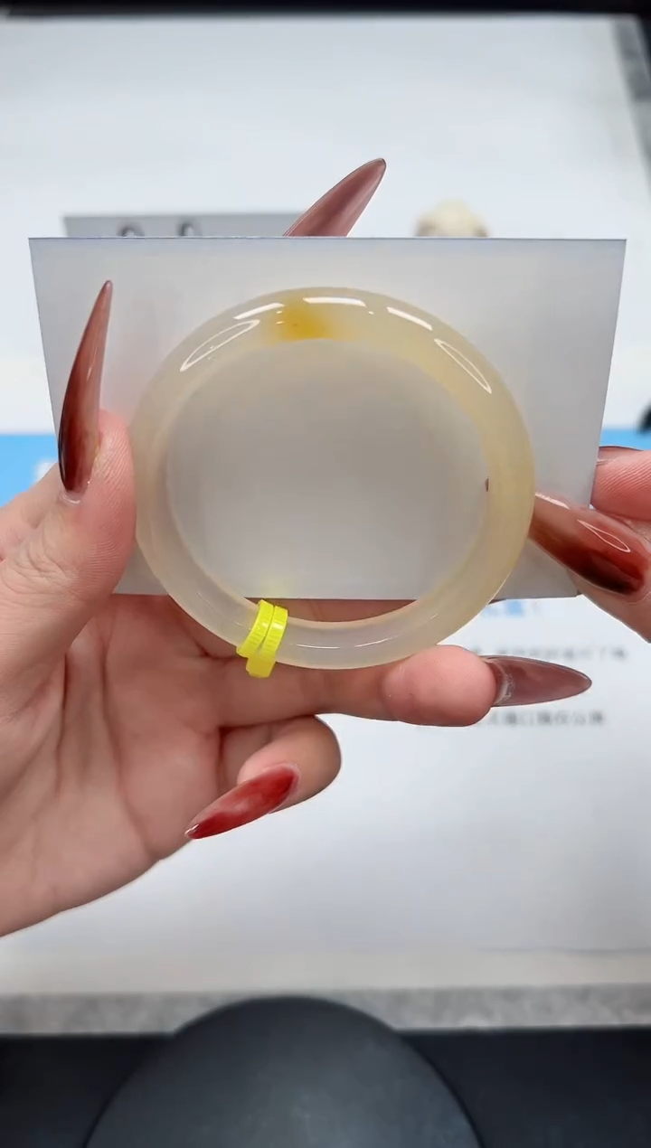 【闪购商品】玛瑙/玉髓手镯未镶嵌220/香槟54