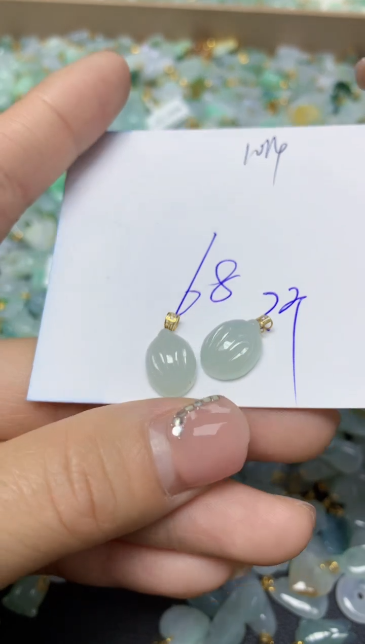 【闪购商品】翡翠挂件18K金镶嵌 天然翡翠A货