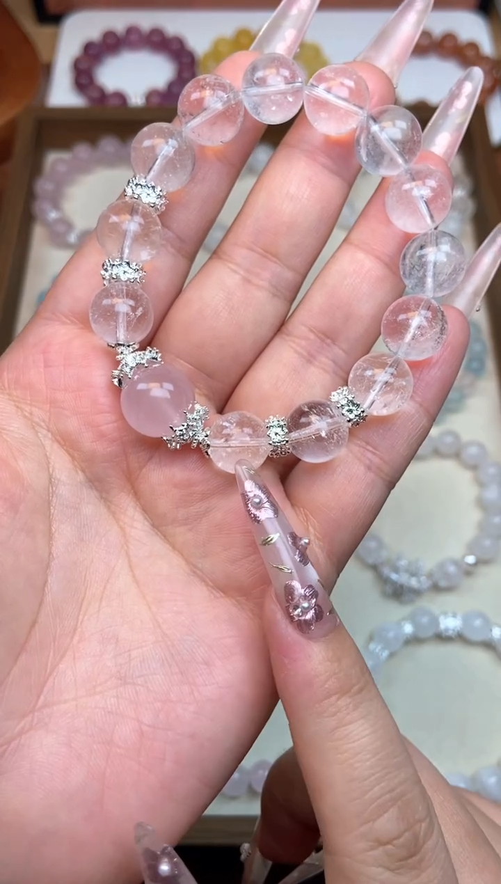 【闪购商品】水晶手链未镶嵌白啊塞