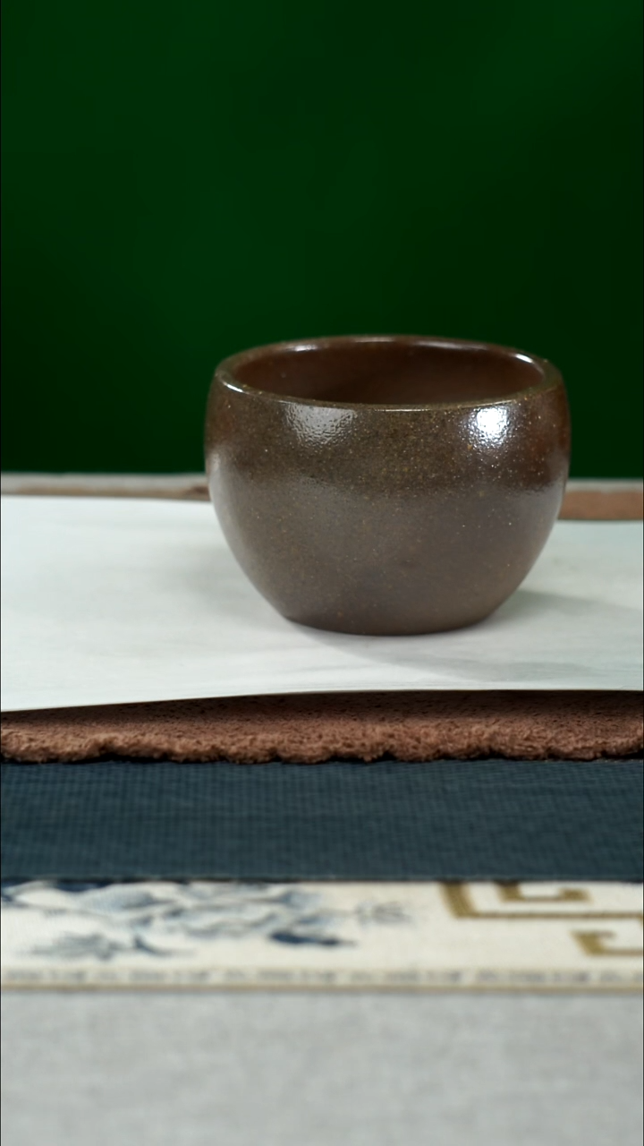 茶杯紫砂ぁ****妳黑墩头 柴烧钢杯