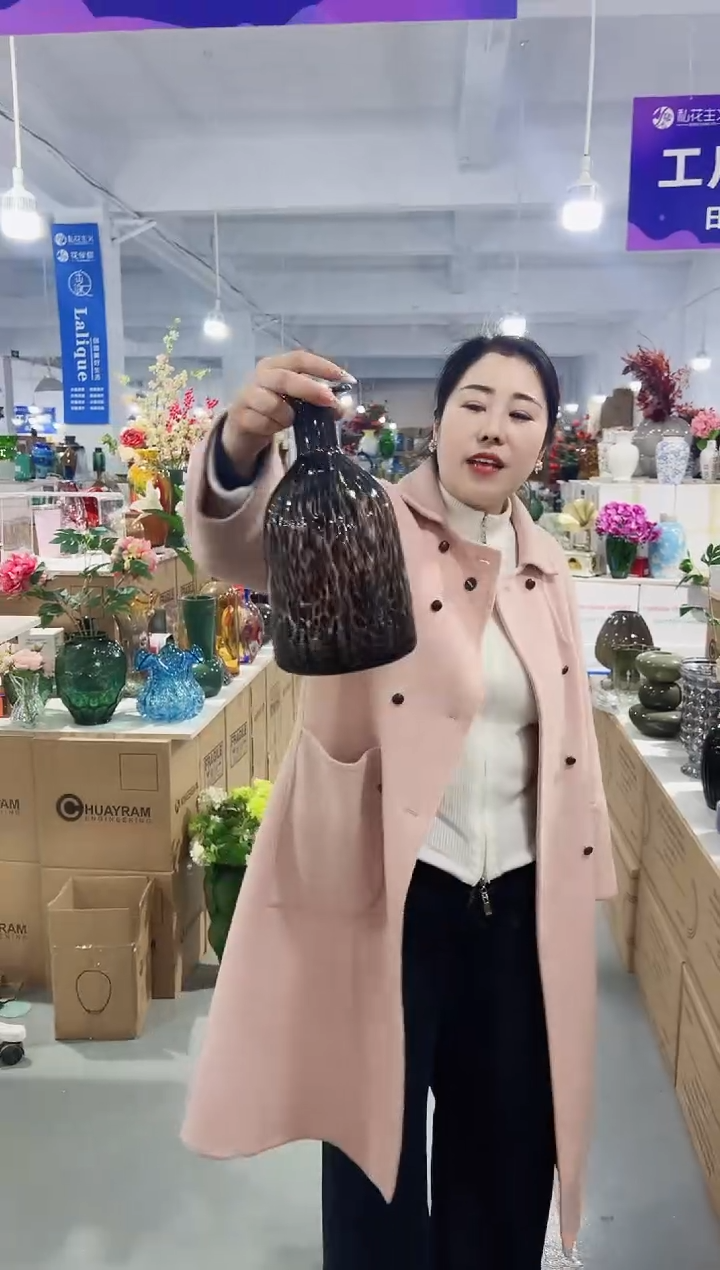 【闪购商品】玻璃花伴你花瓶微瑕-INE1