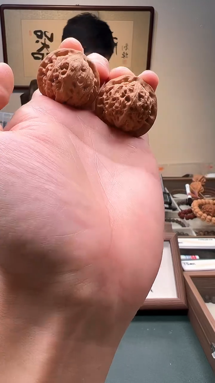 把件文玩核桃33.5mm+宫灯 1对 18号