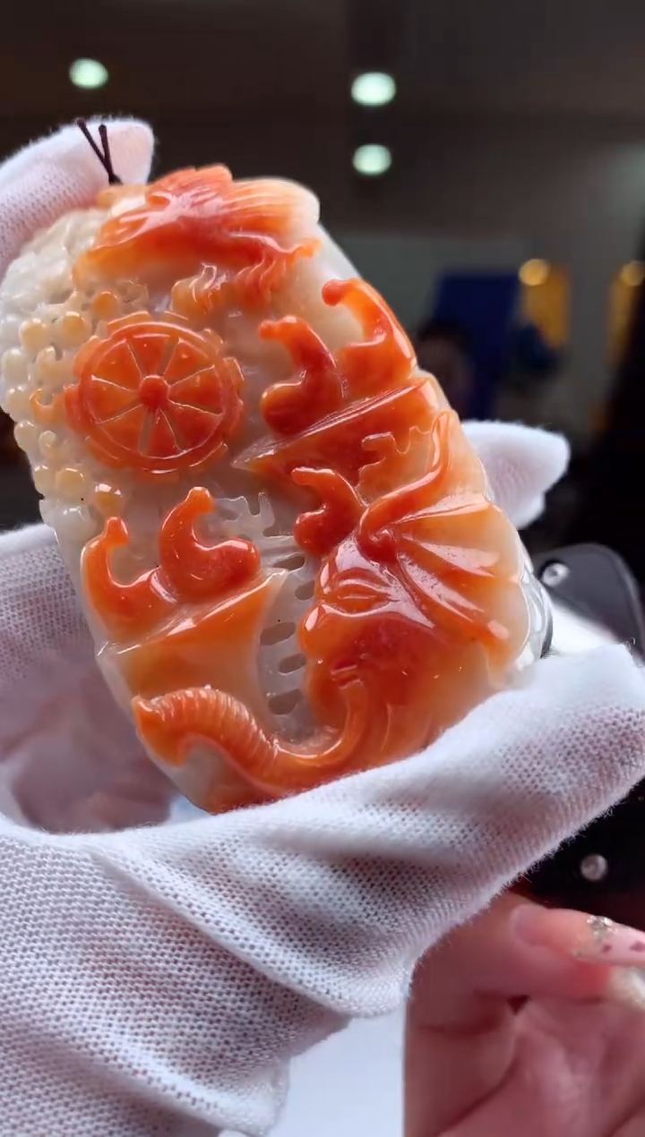 【闪购商品】定制翡翠未镶嵌挂件发货（拍一发一）