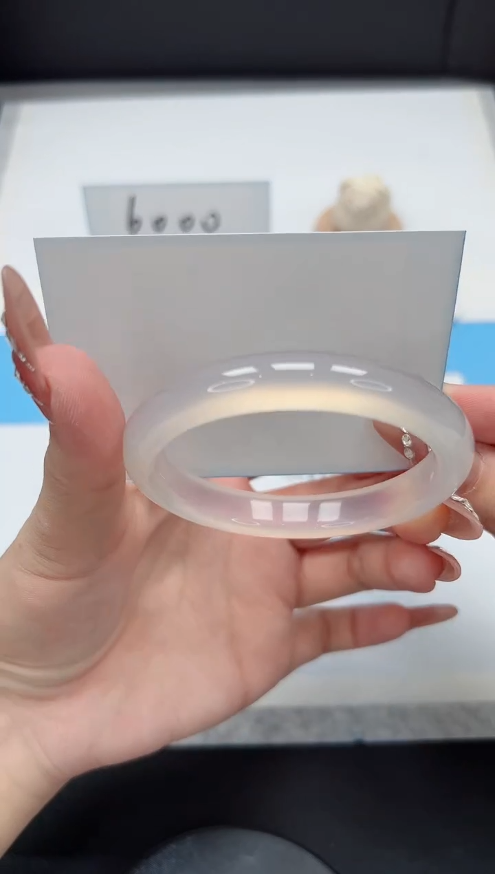 【闪购商品】石英质玉手镯未镶嵌19/荔枝58.8