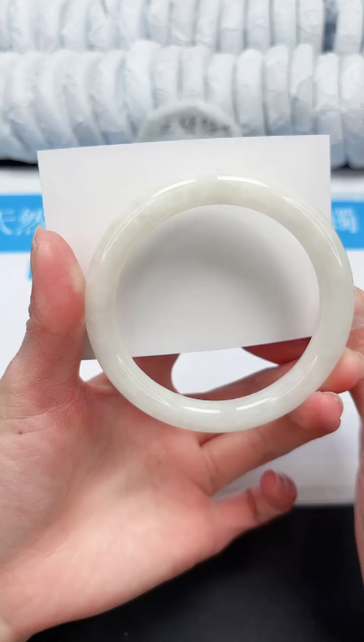 【闪购商品】和田玉手镯未镶嵌186-62.7