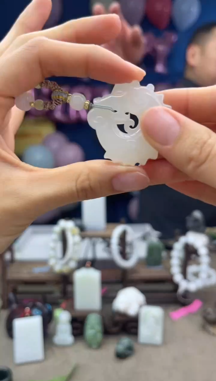 【闪购商品】和田玉颈饰未镶嵌1