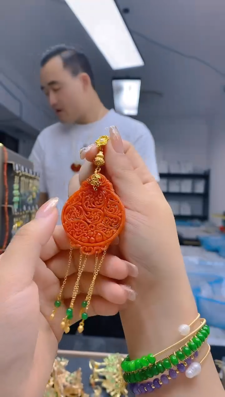 【闪购商品】翡翠耳饰合金175翡翠压襟