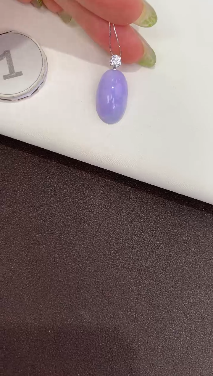 颈饰18K金镶嵌翡翠天然缅甸a货翡翠