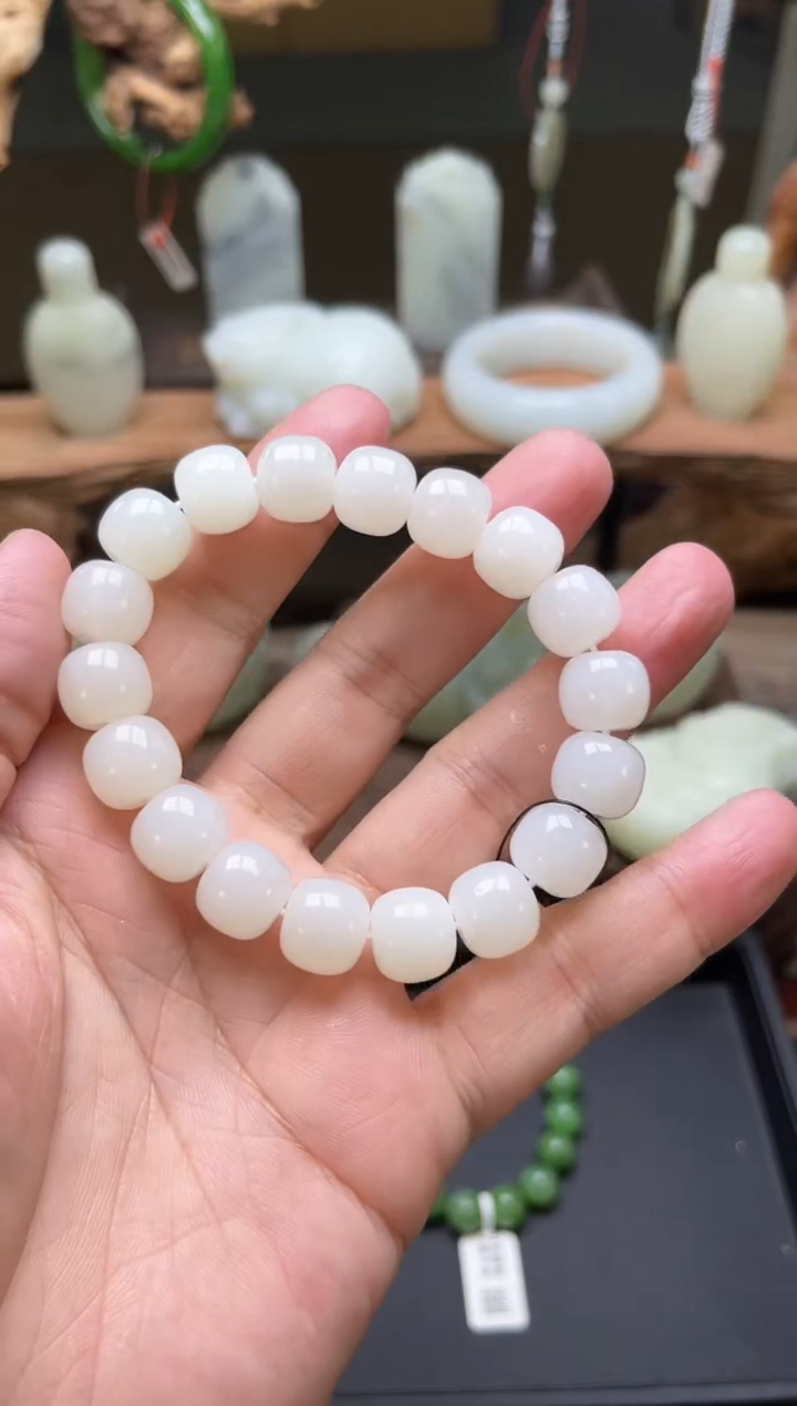 【闪购商品】和田玉手串未镶嵌卡12+且末天泰白玉 老型9003254