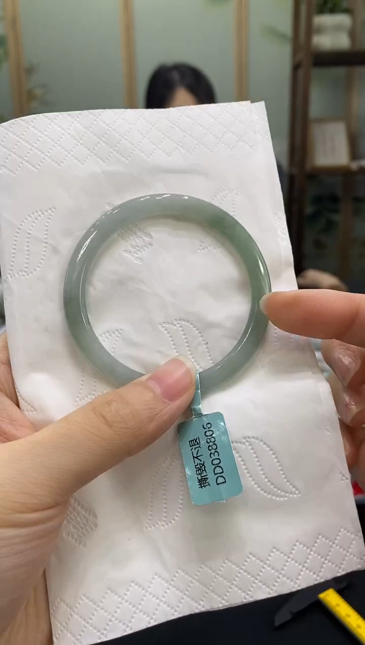 翡翠手镯未镶嵌00006245