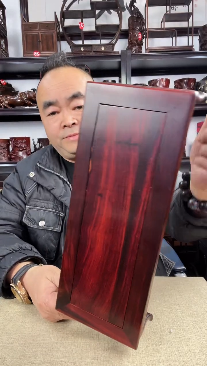 木老李红木工艺品24瑕疵