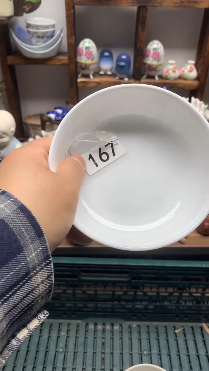 瓷片一**鸣A龙华精品陶瓷店