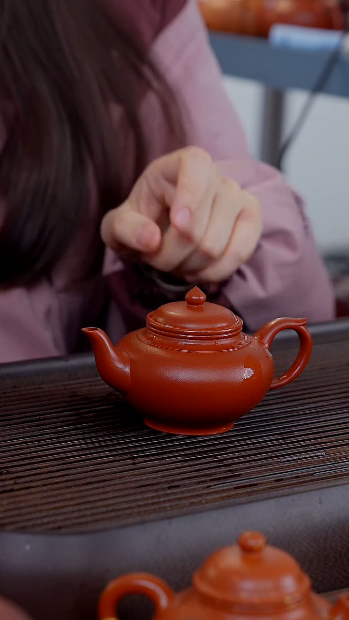 【闪购商品】紫砂茶壶孟臣朱泥光素笑樱