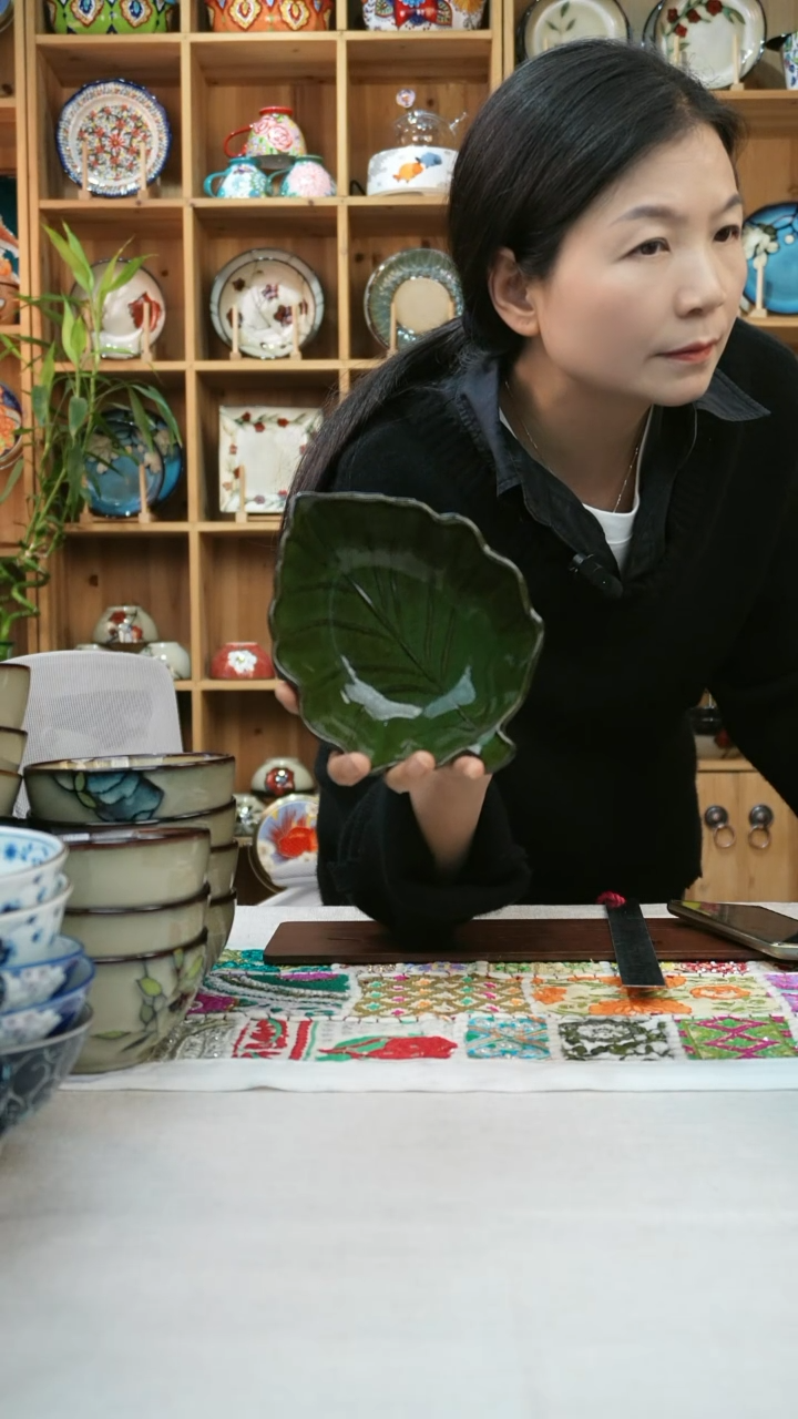 瓷片蔷*小可陶瓷高温一只中号水果碗绿色