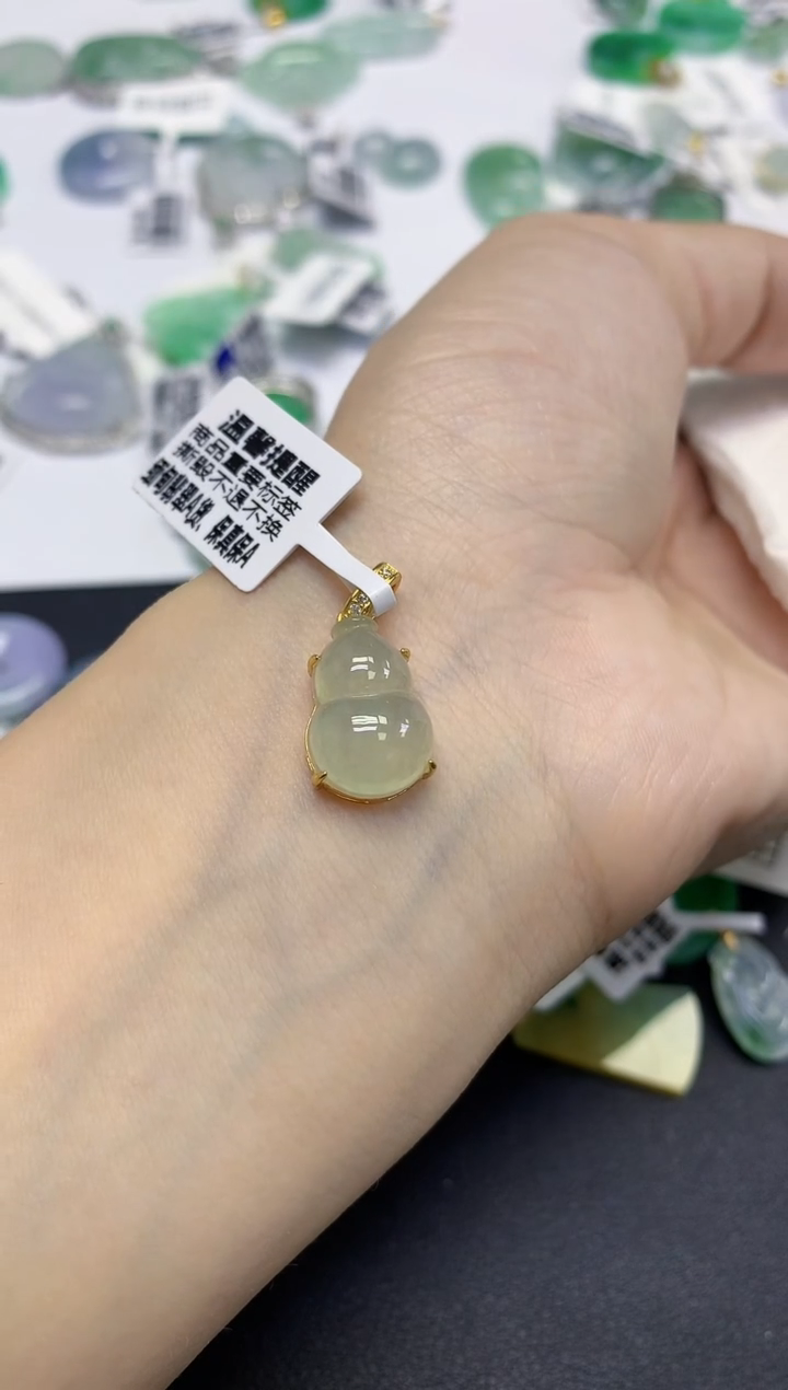 颈饰未镶嵌翡翠天然缅甸翡翠A货百元以上9元证书费自理