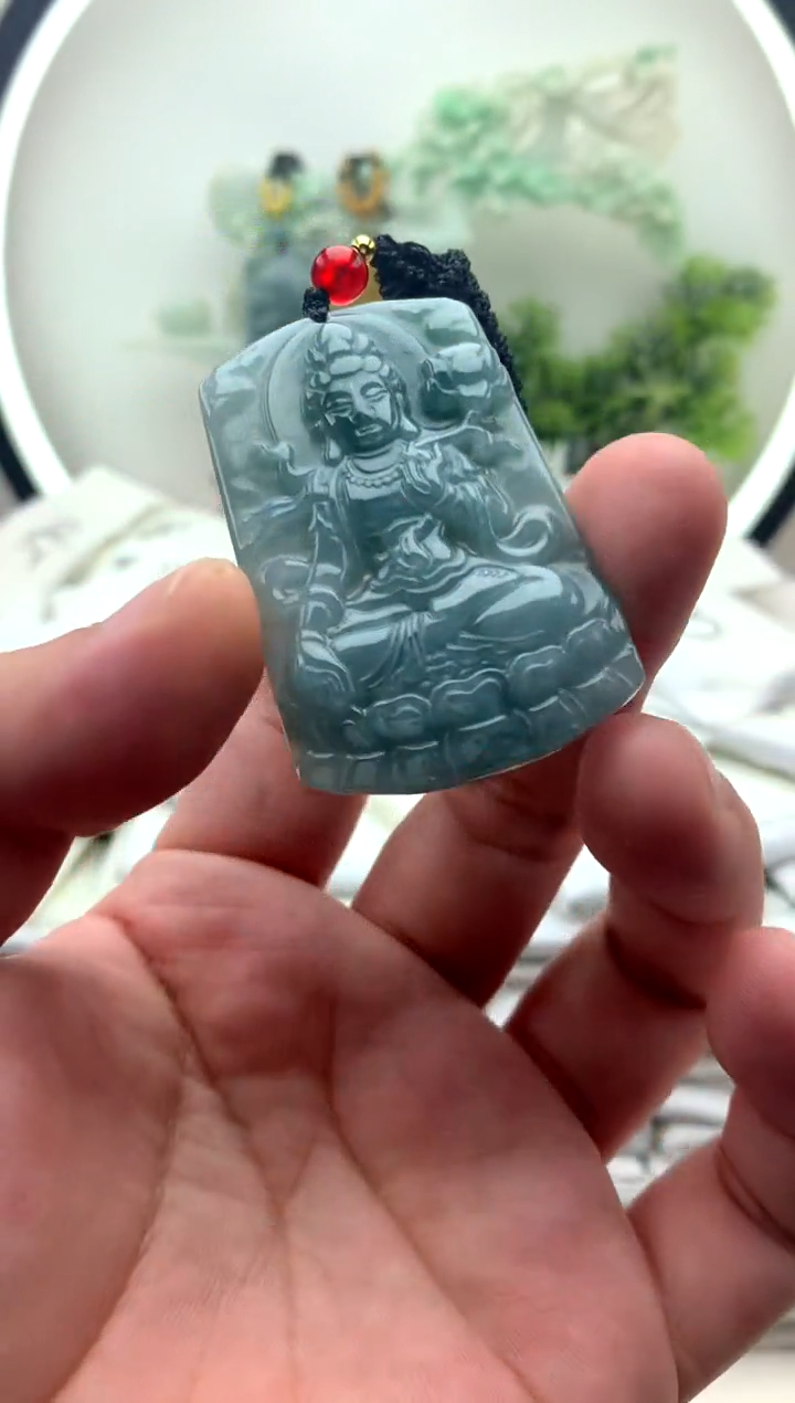 颈饰未镶嵌翡翠我****酒挂件