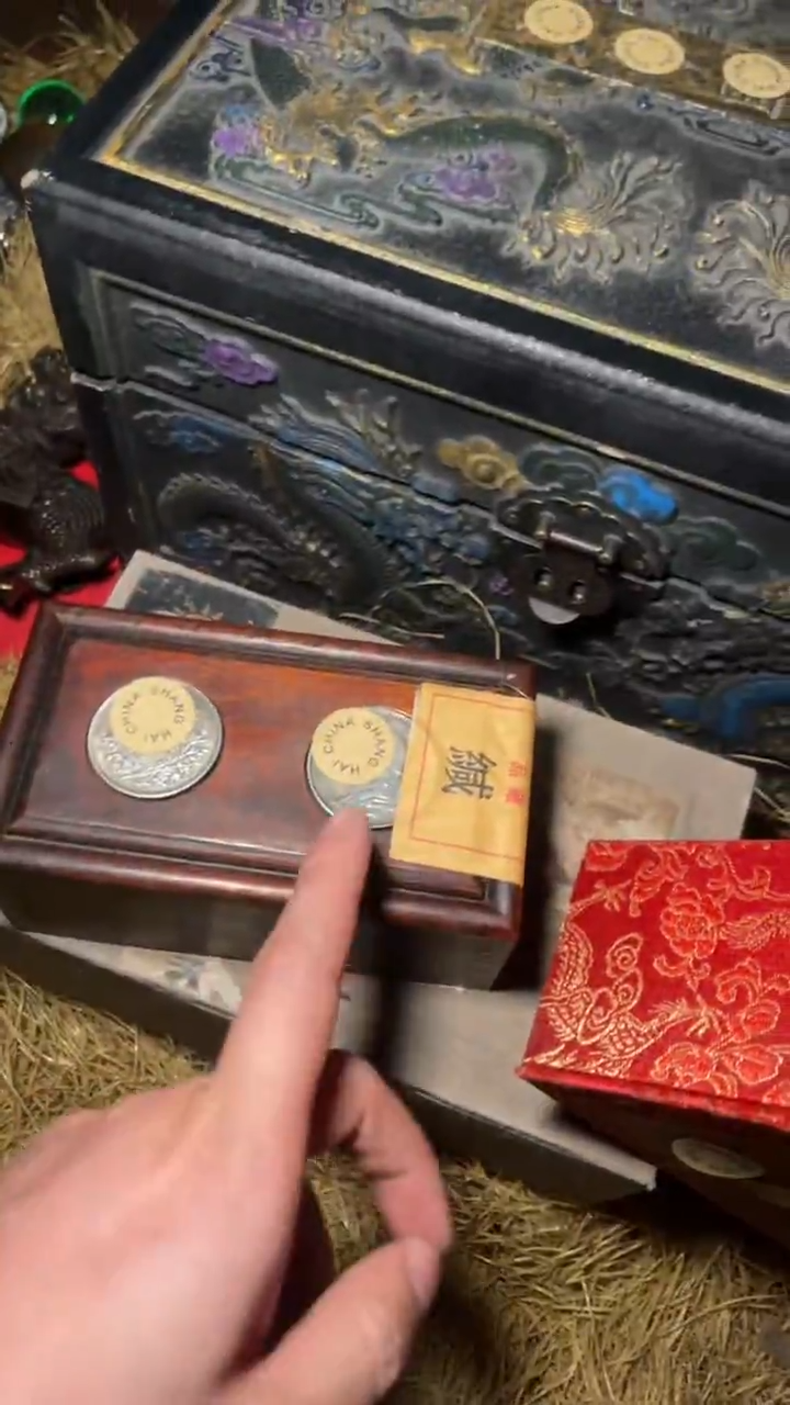 木摆件大头盒一 一 一 一 一 一 