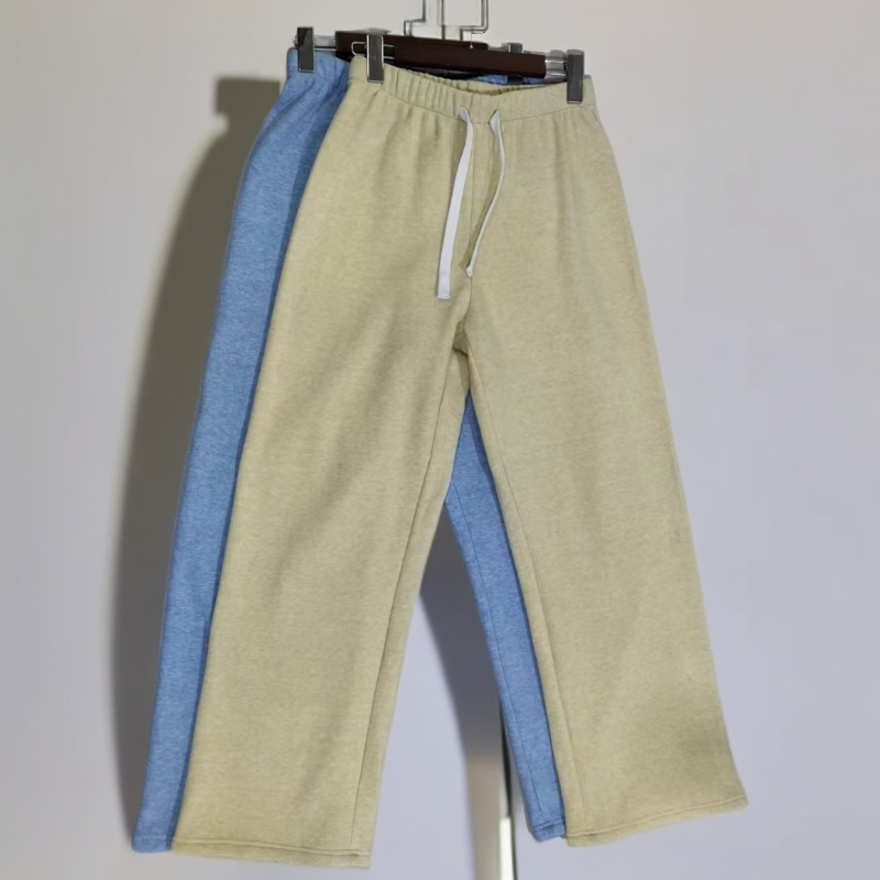 2498   两色加绒款裤子