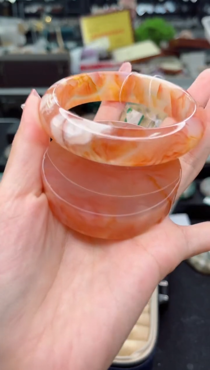 石英质玉未镶嵌手镯61圈口（赠品镯心）2S9353