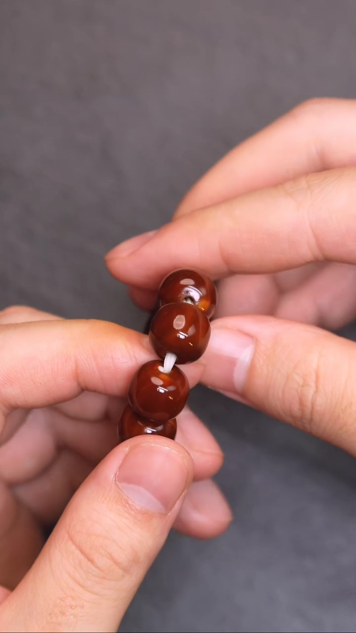 【闪购商品】橄榄核吊坠老型回血12