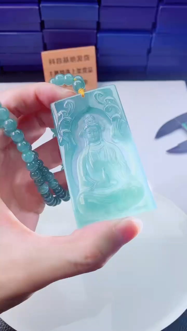 翡翠未镶嵌颈饰11111111