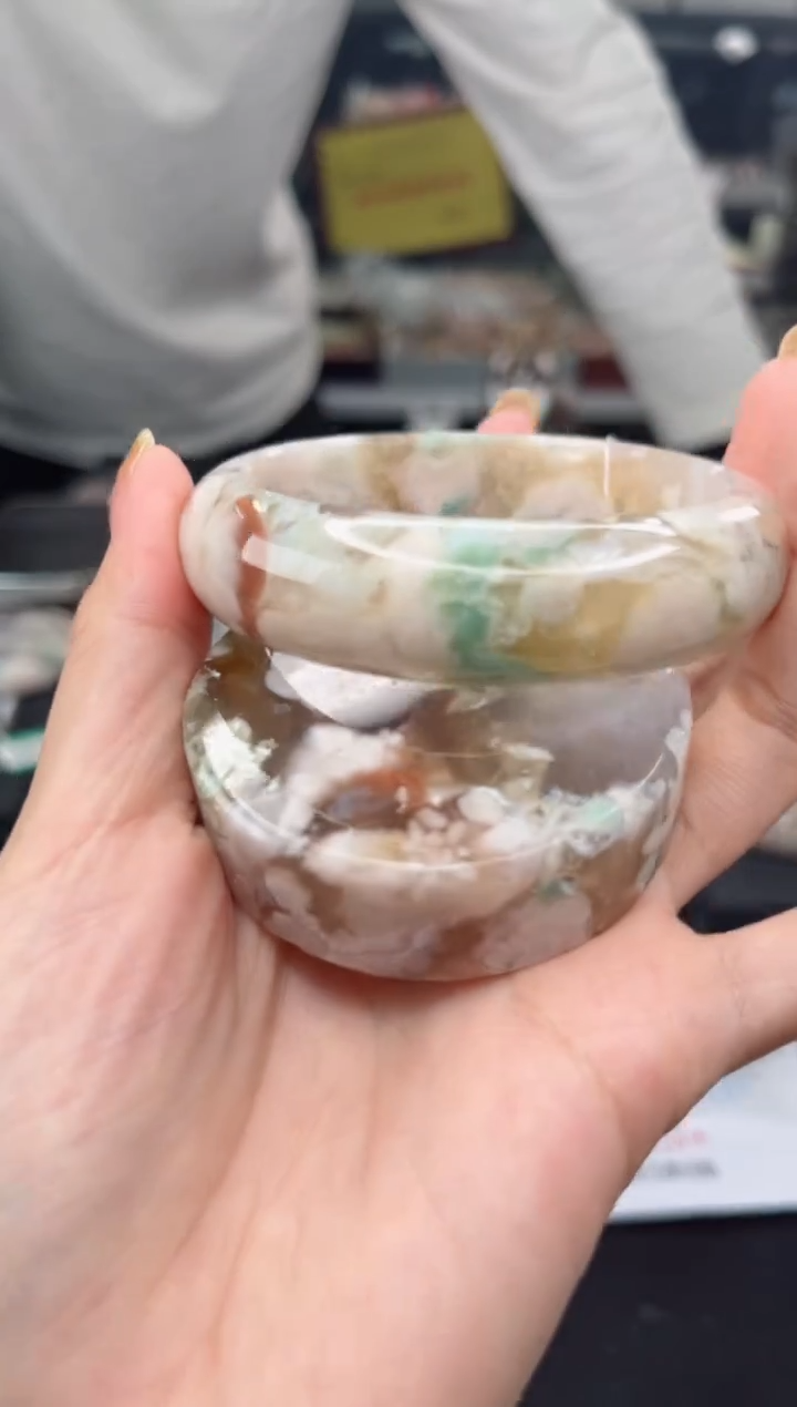 【闪购商品】石英质玉手镯未镶嵌58圈口（赠品镯心）6571285