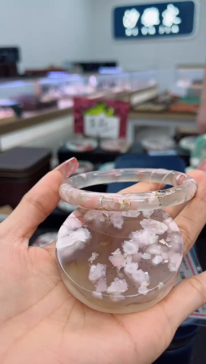 石英质玉手镯未镶嵌63圈口（赠品镯心）S952712