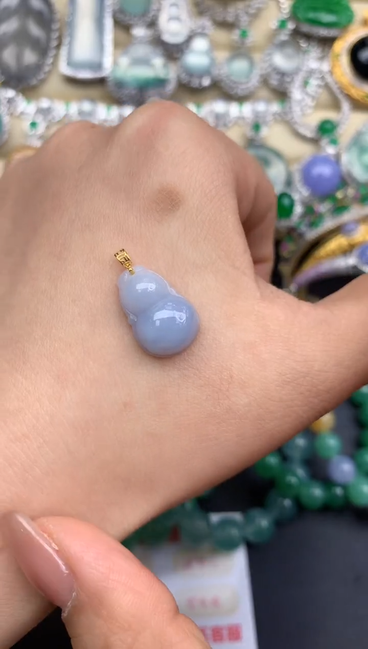 颈饰18K金镶嵌翡翠1-中国好珍宝