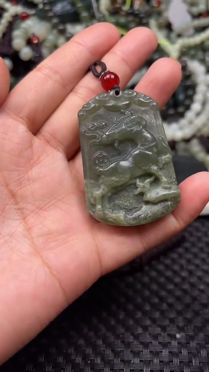 【闪购商品】和田玉颈饰未镶嵌.