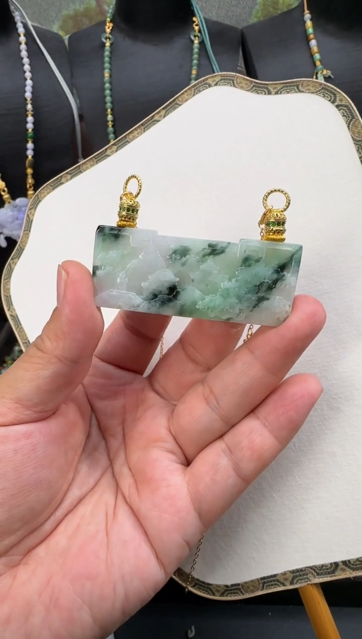 【闪购商品】翡翠颈饰未镶嵌拍照