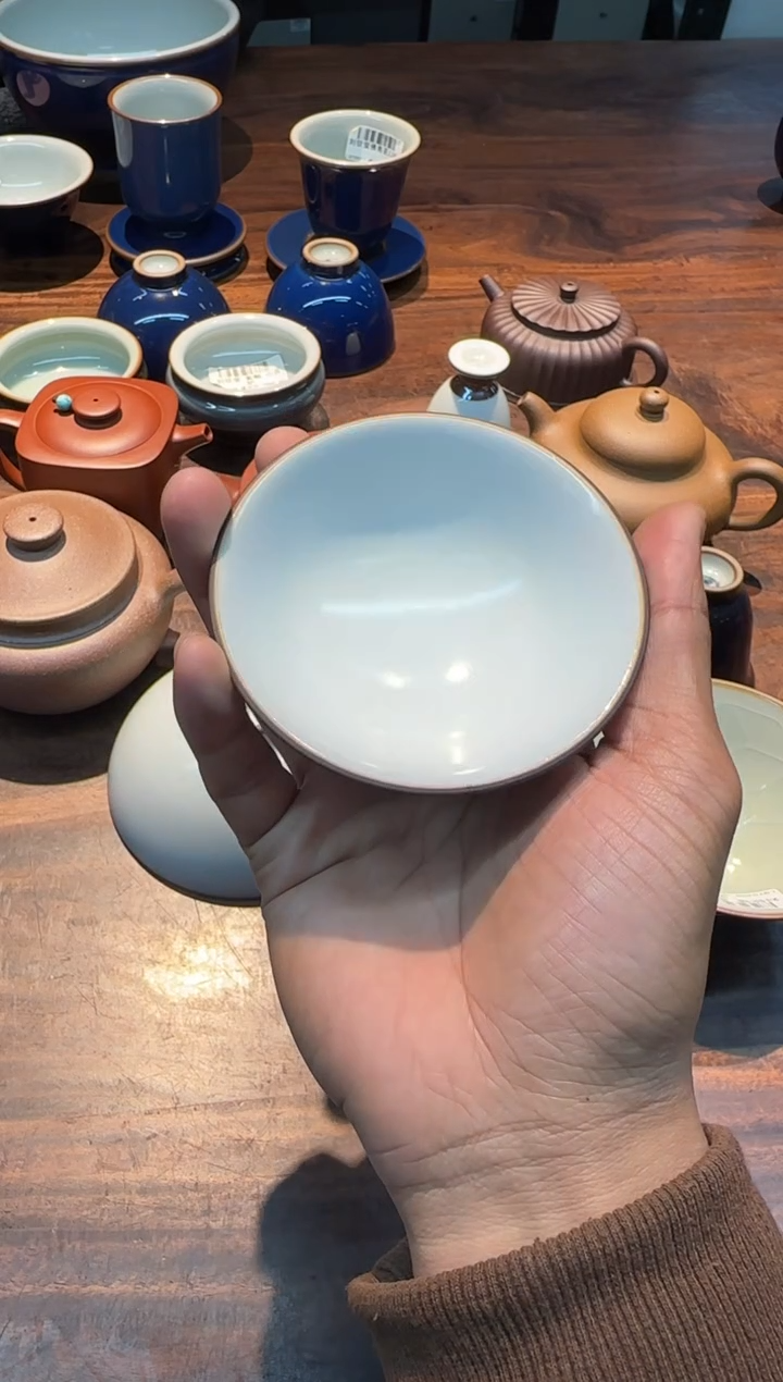 【闪购商品】刘钦莹 早期石桥 香灰胎汝釉撇口杯