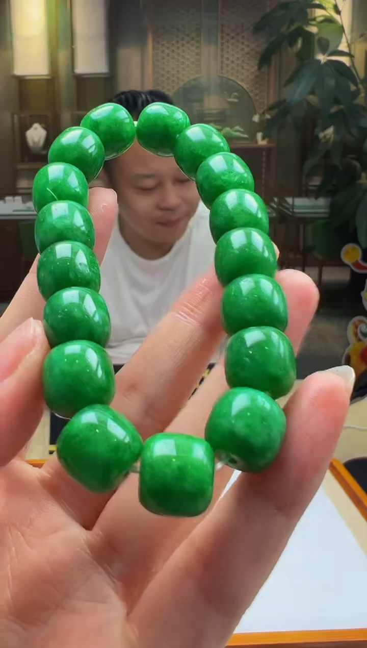 翡翠未镶嵌颈饰YY2025-6-22-25