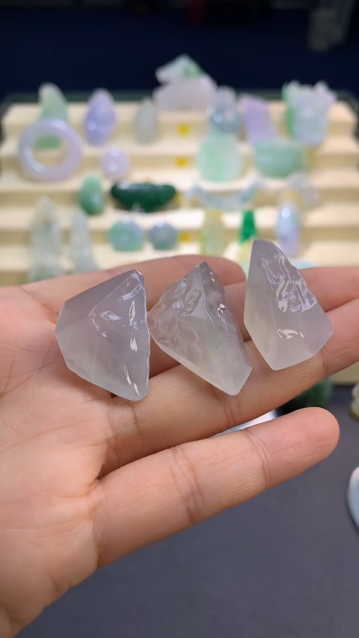 【闪购商品】定制翡翠未镶嵌         多样性发货一手