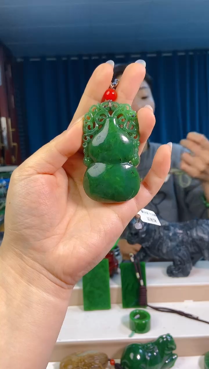 【闪购商品】和田玉未镶嵌挂件1