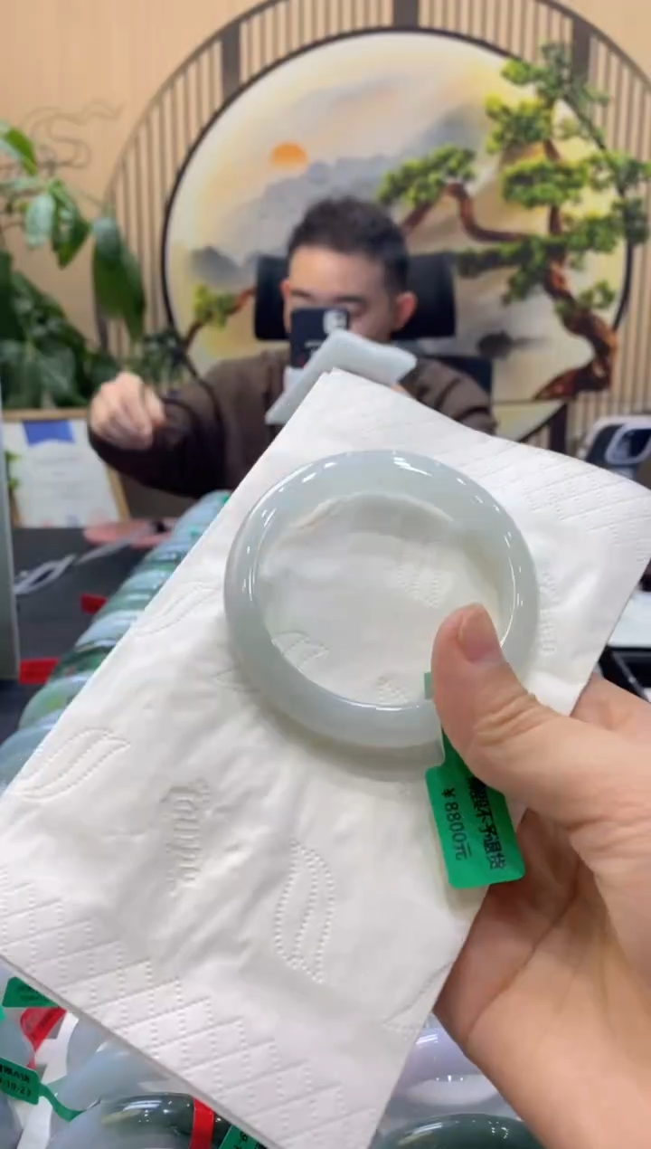 【闪购商品】翡翠手镯未镶嵌000011689