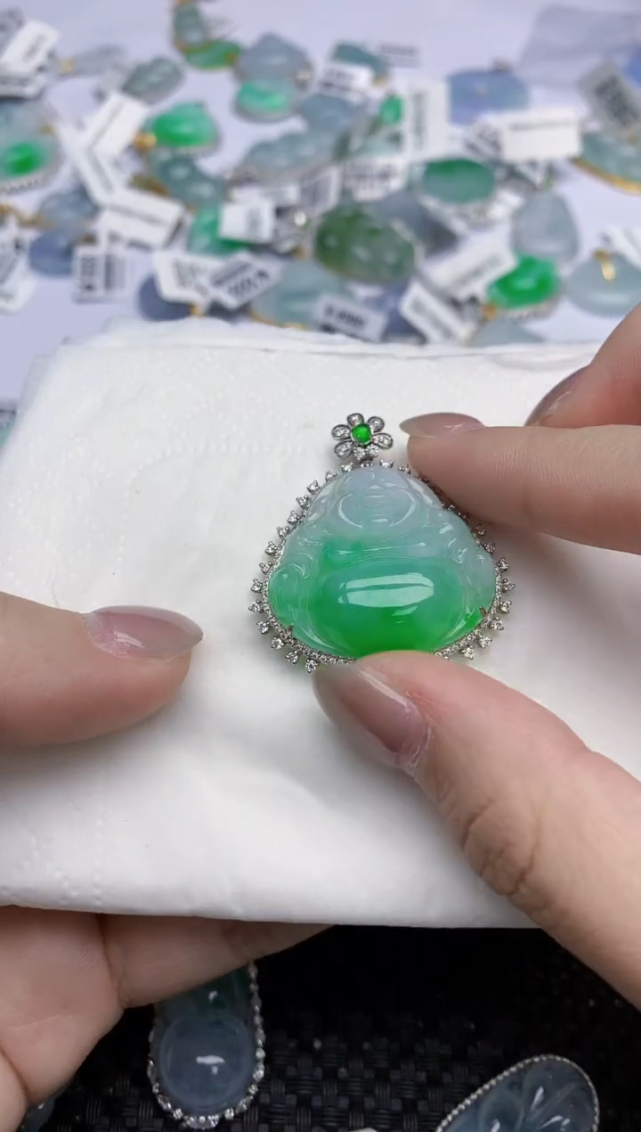 【闪购商品】翡翠颈饰18K金镶嵌天然翡翠A货