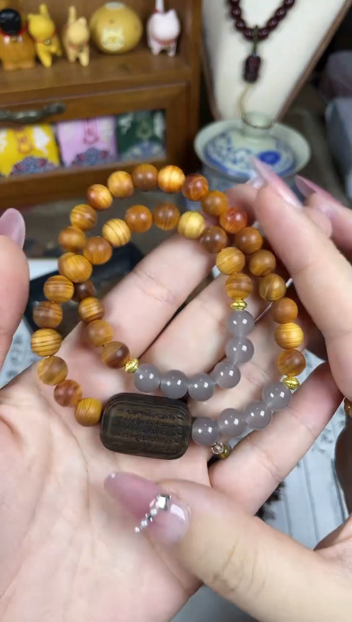 非洲檀香手串/手链菩提木质玉石手串/多发性其一/不带盒子