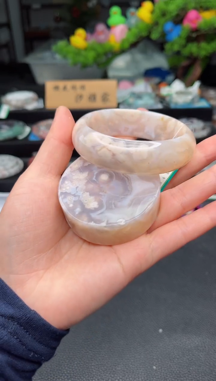 石英质玉未镶嵌手镯60圈口（赠品镯心）3681244