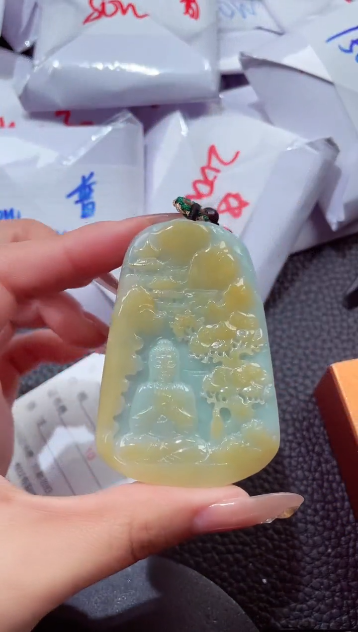 颈饰未镶嵌翡翠00000