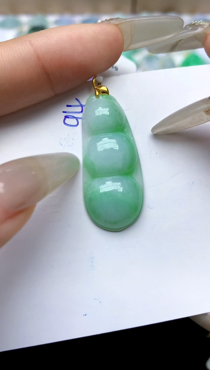 【闪购商品】翡翠颈饰18K金镶嵌94天然A货翡翠