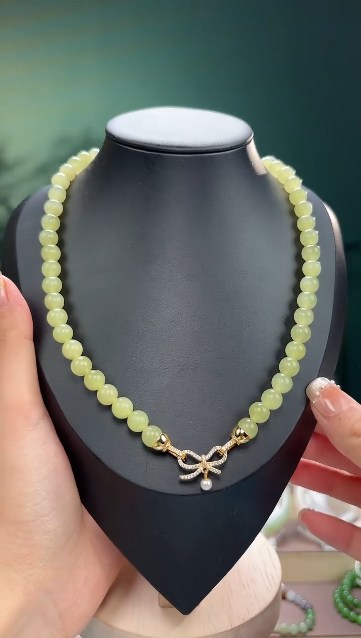 【闪购商品】和田玉项链未镶嵌卡8黄口项链