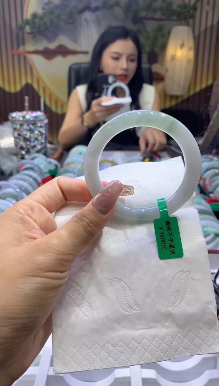 翡翠手镯未镶嵌00000955