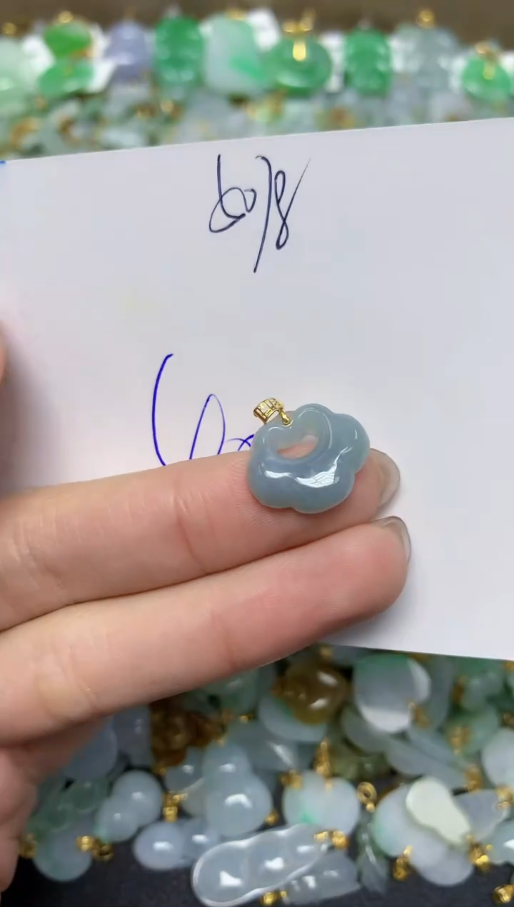 【闪购商品】翡翠颈饰18K金镶嵌天然翡翠A货