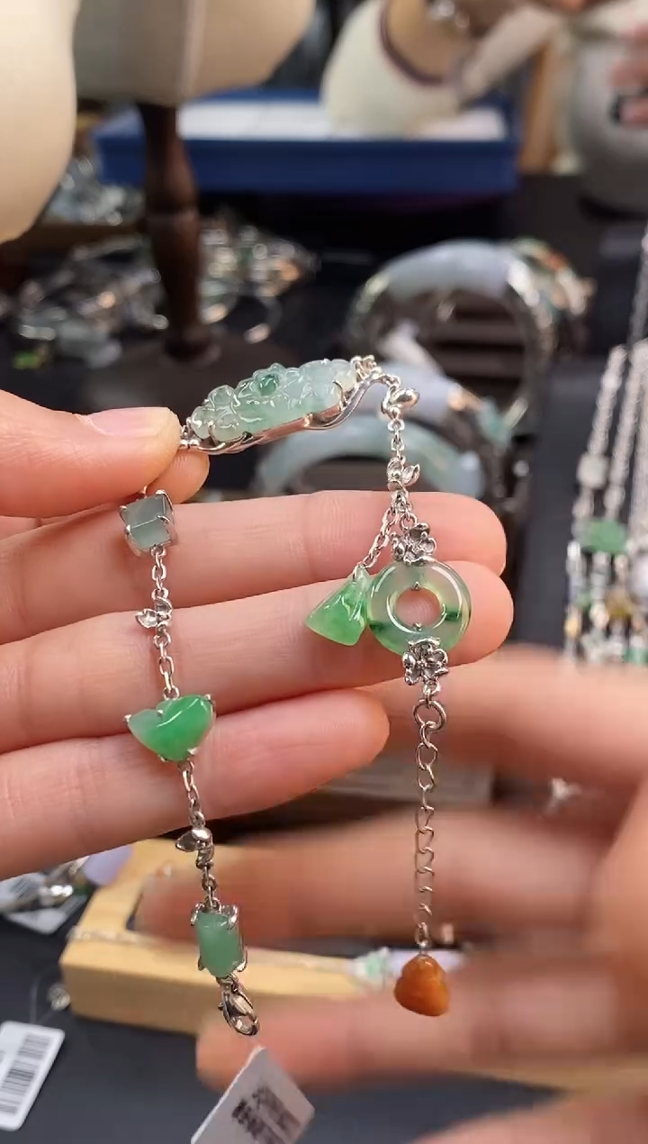 颈饰银S925镶嵌翡翠14666