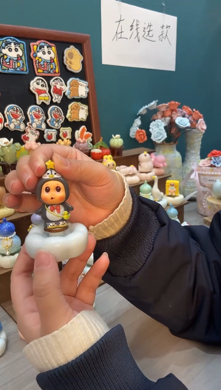 摆件陶企鹅星星人